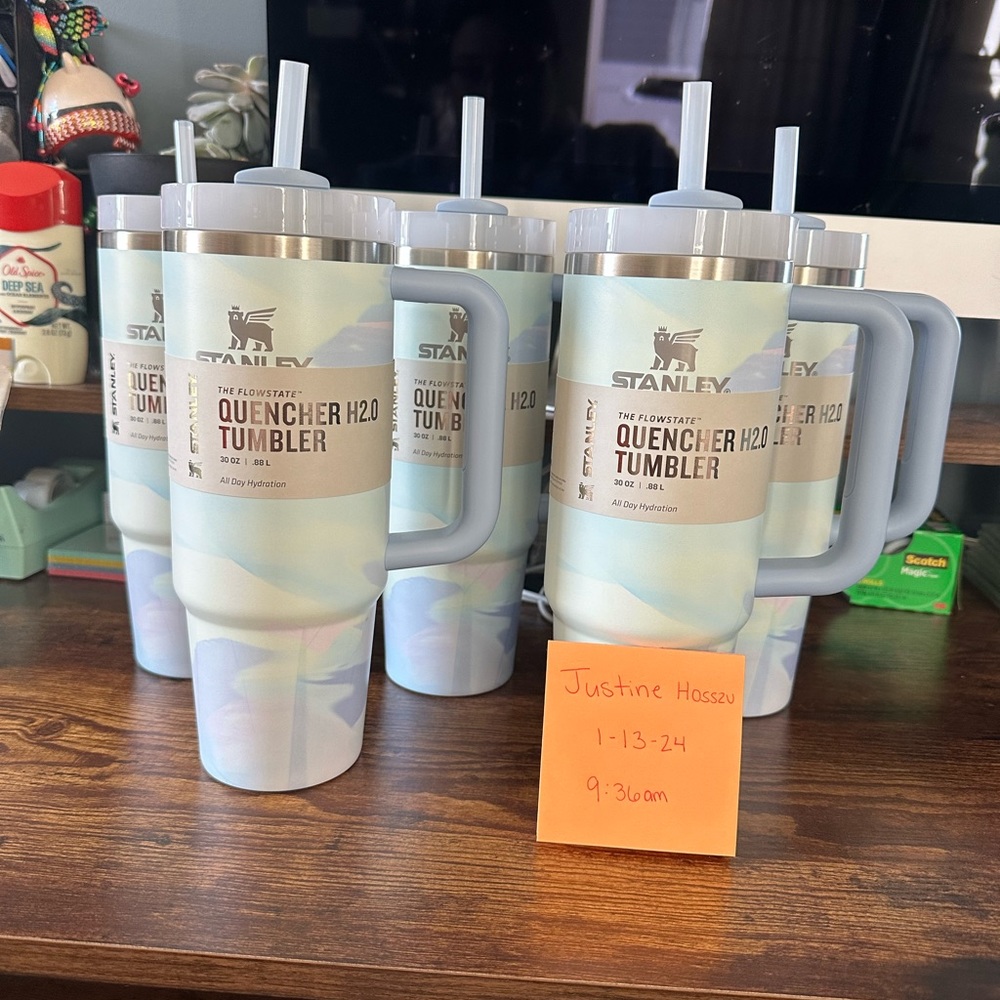 Cool Serene Brushstroke